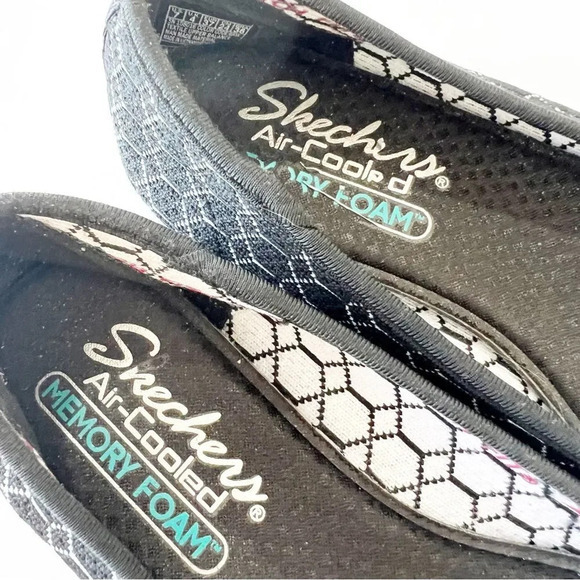 Skechers Aircooled Flyknit Pointed Toe Loafers Black Geometric Print‎ Women’s 7 - Picture 9 of 14